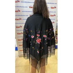 MANTÓN FLAMENCA EN PICO BORDADO 2