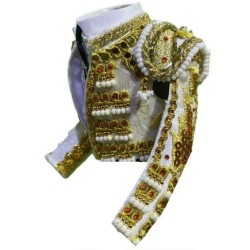 CHAQUETILLA BLANCA Y ORO CON PIEDRAS ROJAS 2