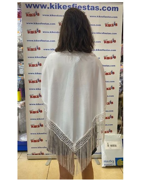 MANTÓN LISO EN PICO GRANDE