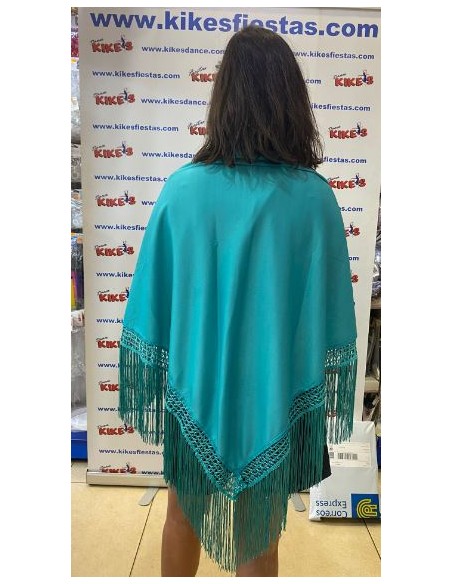 MANTÓN LISO EN PICO GRANDE