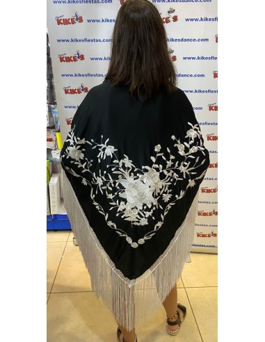 MANTÓN FLAMENCA EN PICO NEGRO CON BORDADO BLANCO